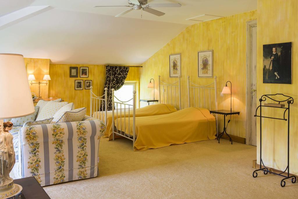 Bed and Breakfast Chateau Talaud à Loriol-du-Comtat Chambre photo