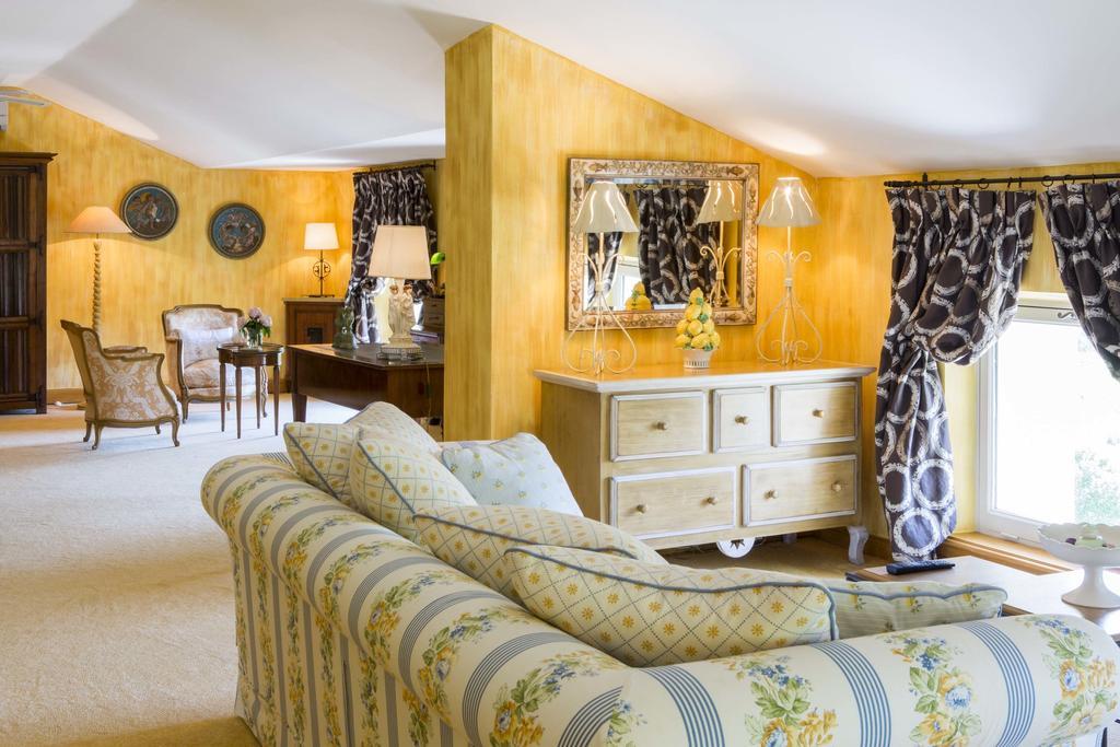 Bed and Breakfast Chateau Talaud à Loriol-du-Comtat Chambre photo
